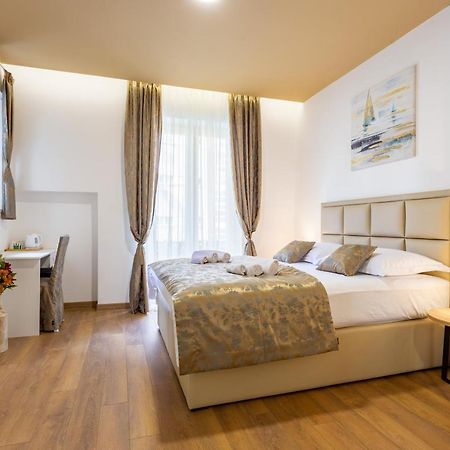 Luxury Rooms Fetivi Split Eksteriør billede