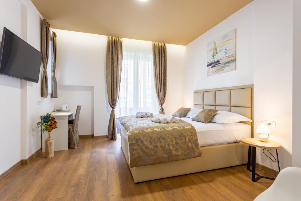 Luxury Rooms Fetivi Split Eksteriør billede