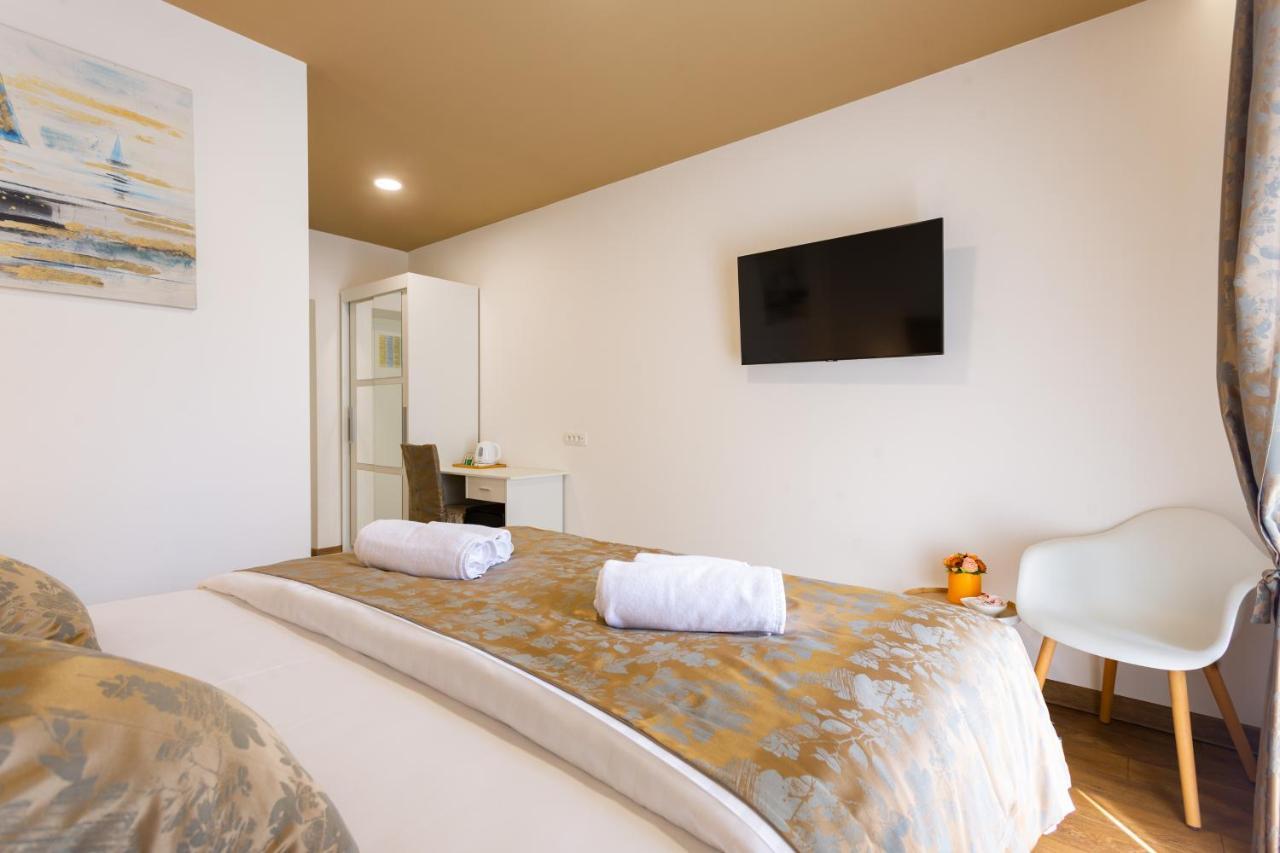 Luxury Rooms Fetivi Split Eksteriør billede